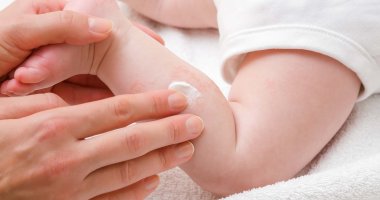 Eczéma de l'adulte : causes et traitements | Dexeryl Gamme