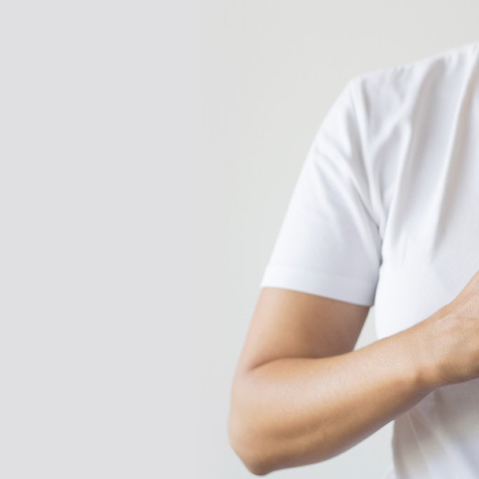 Une peau atopique s’exprime sous différentes formes, cela peut être par un eczéma, de l’asthme, ainsi que d’autre pathologies cutanées.